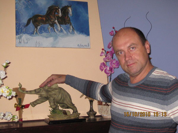 Александр Разломов