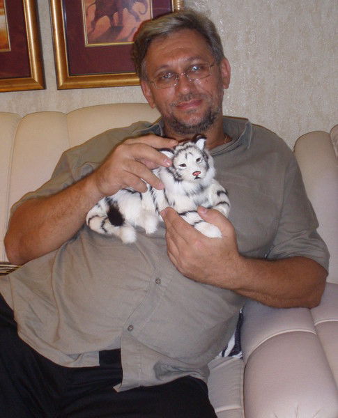 Игорь Попов