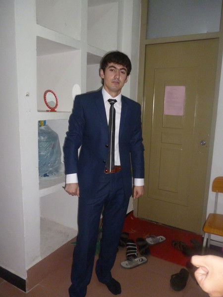 Комрон Нралиев