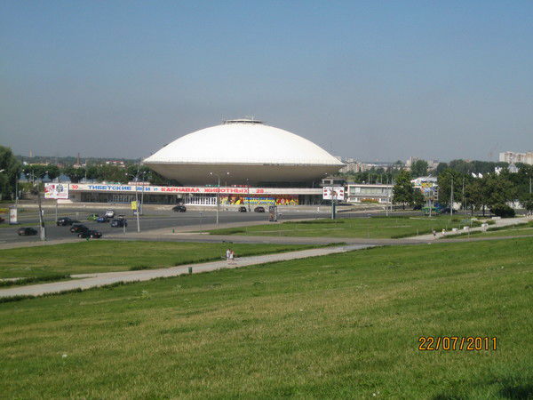 Денис Ханжин