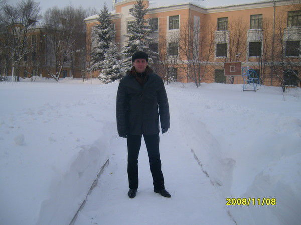 Антон Лебедев