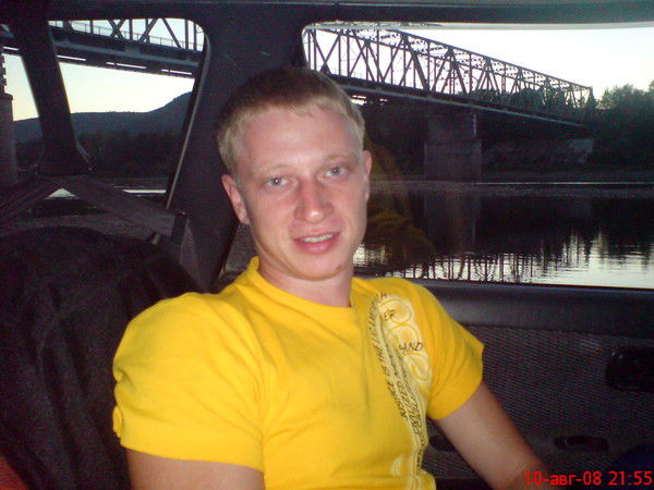 Андрей Новиков