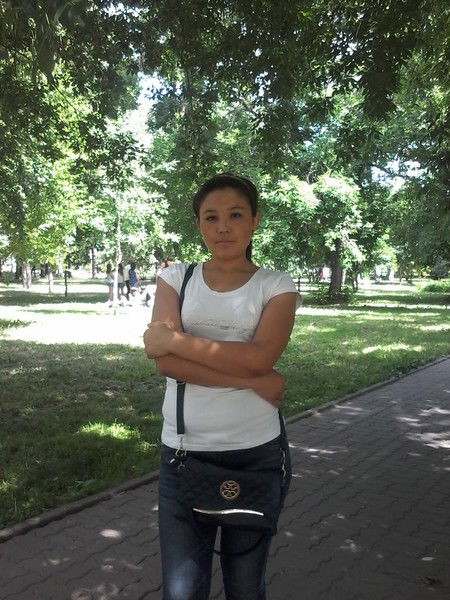 Акназар Назарбек