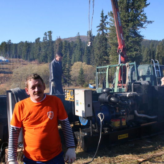 Николай Попов