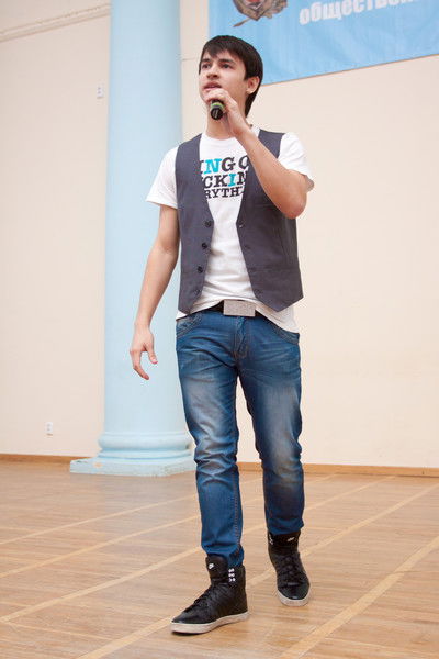 Булат Исхаков