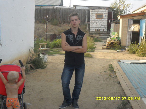 Виктор Петряников