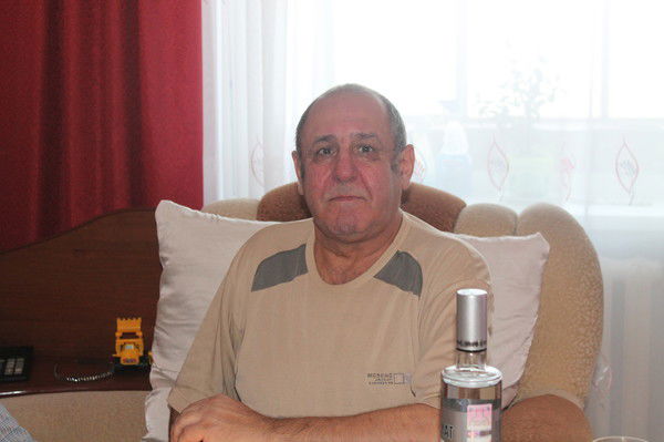 Михаил Песин