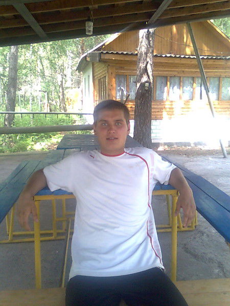 Денис Невратов