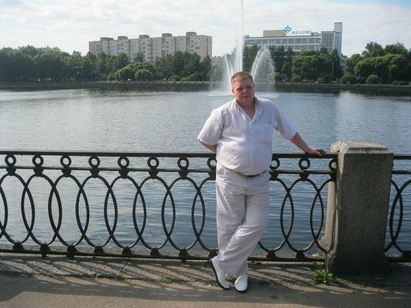 Игорь Дадеин