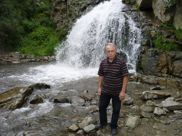 Владимир Вялов