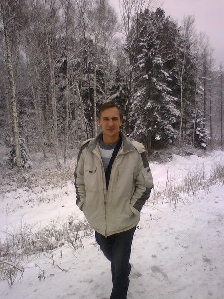 Олег Николаев