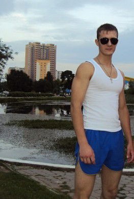 Антон Петров