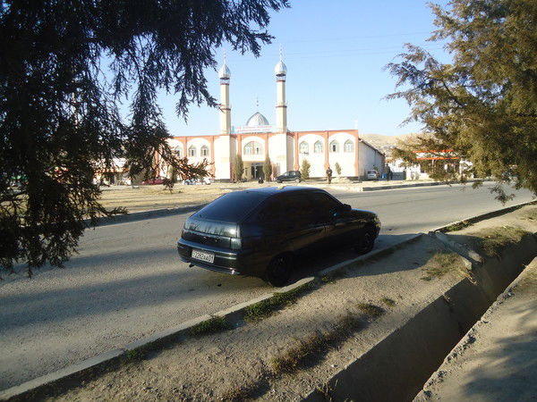 Одил Давлатов