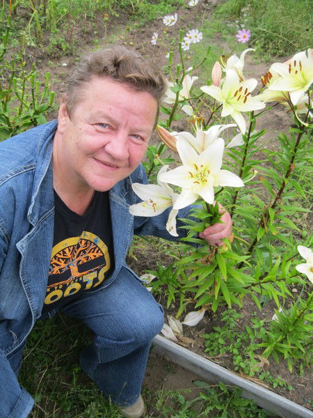 Елена Ушкарь