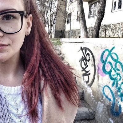 Юля Смолякова