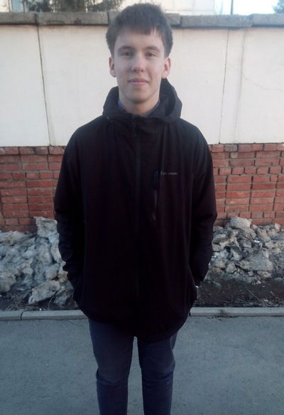 Денис Насыров