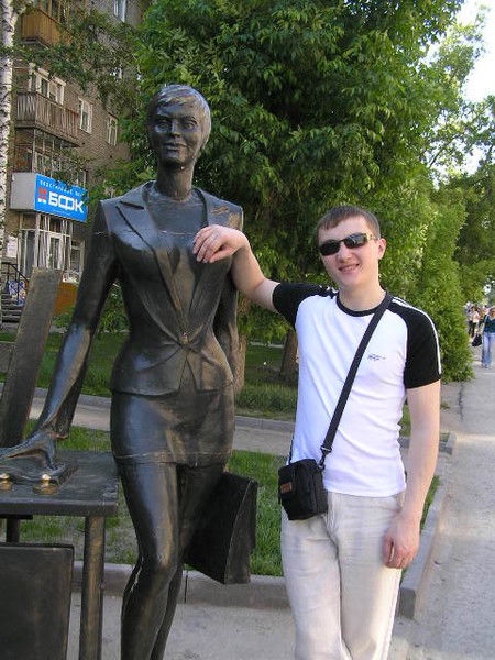 Михаил Константинов