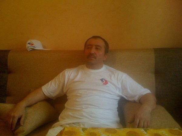 Илхом Валиханов