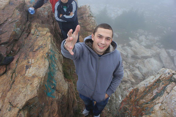 Дмитрий Кузьмичёв