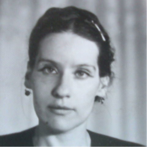 Надежда Петров