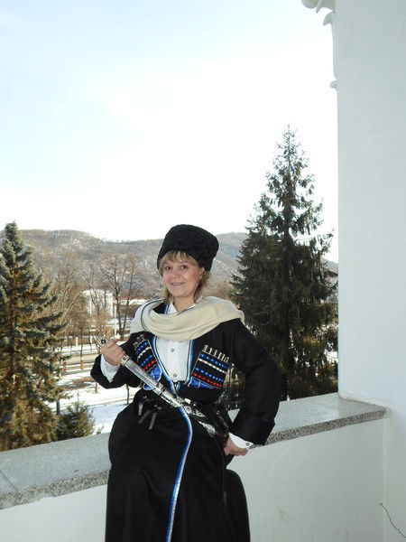 Елена Манухова