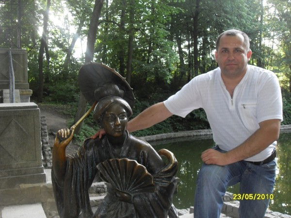 Олег Крячко