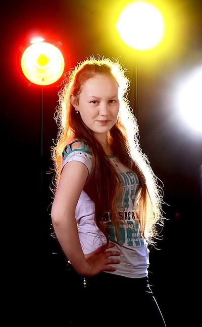 Анастасия Комерцель