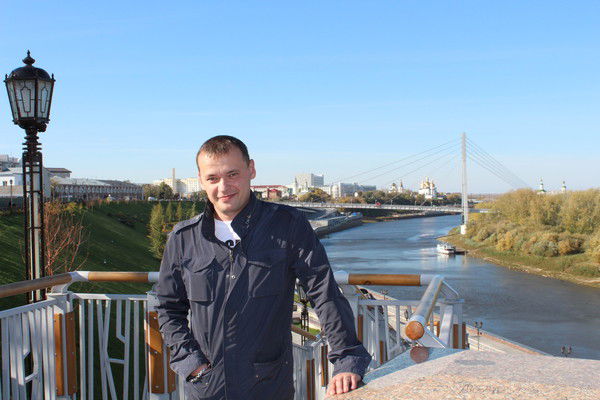 Александр Иващенко