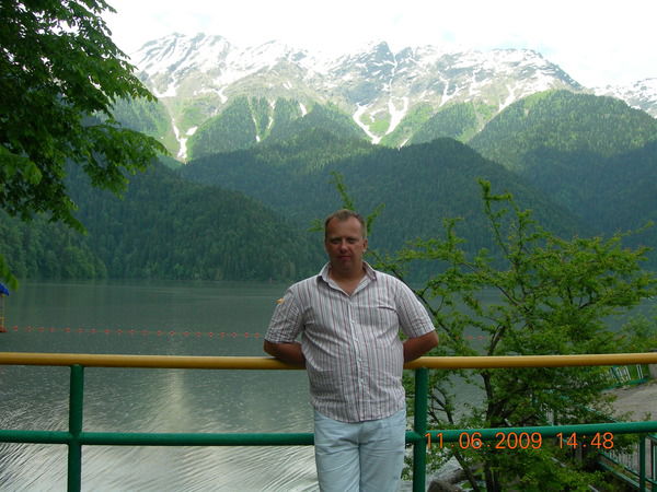 Юрий Столяров