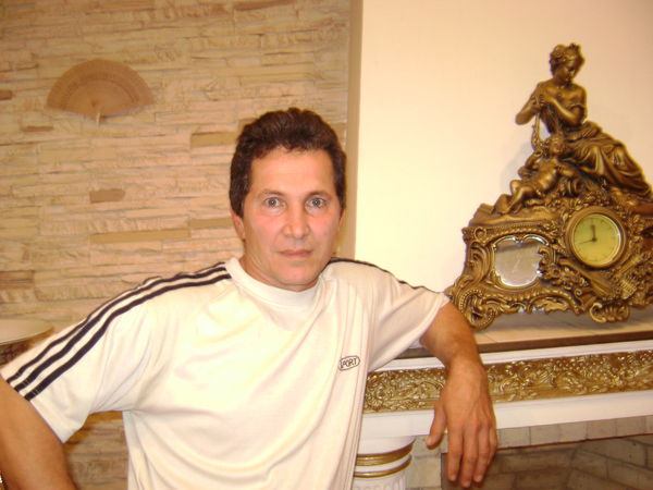 Зенур Каримов