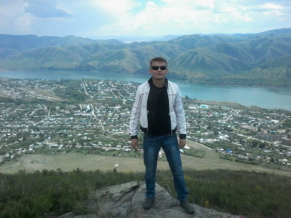 Андрей Бисарев