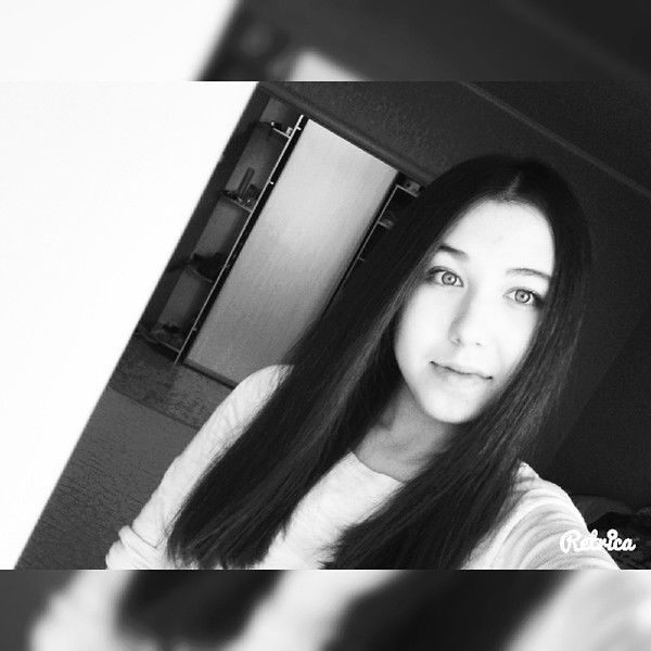 Лена Нестерова