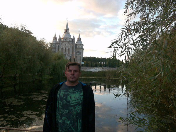 Дмитрий Погребняк