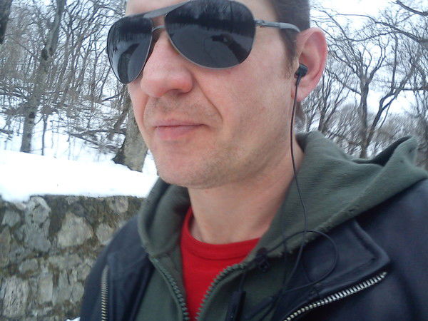 Владимир Макагонов