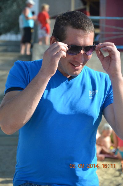 Виктор Петренко