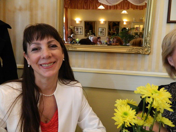 Елена Брусникова