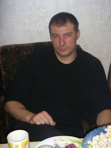 Андрей Перов