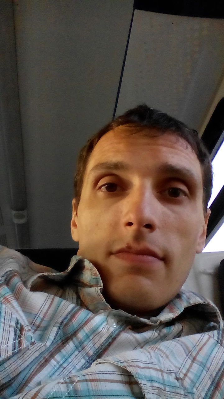 Денис Шапошников