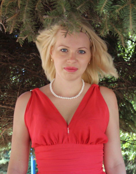 Маришка Власова