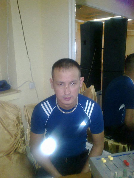 Едiл Молдабаев