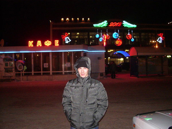 Женя Батырев