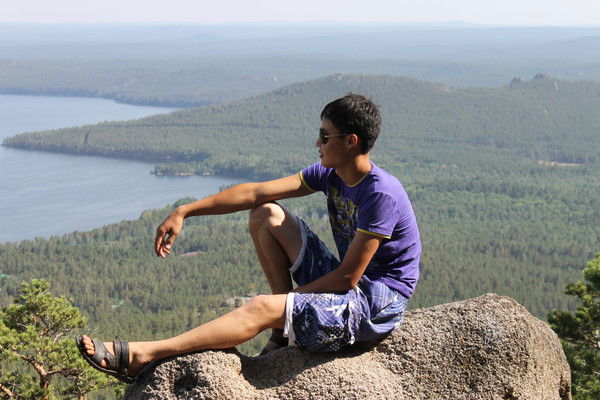 Азат Шакеев