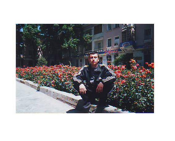 Олег Антоненко