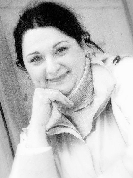 Лира Караяниди