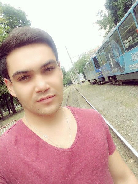 Достон Абдуллаев