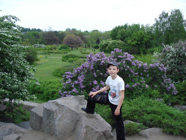 Влад Миколайчук