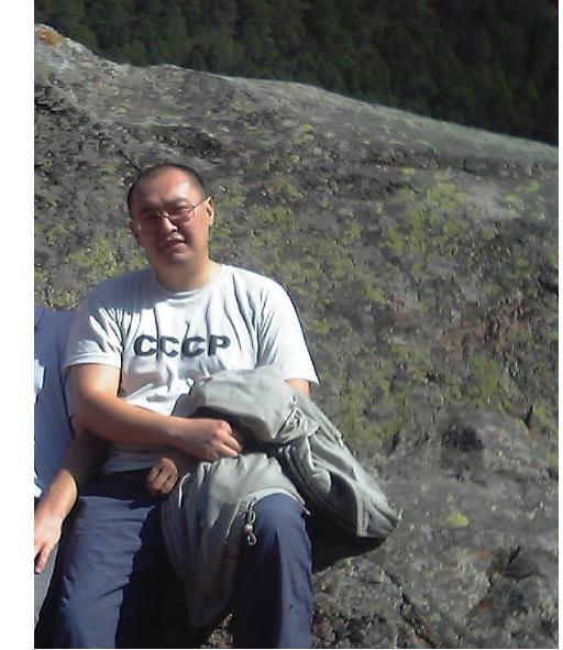 Эрнис Веселый...