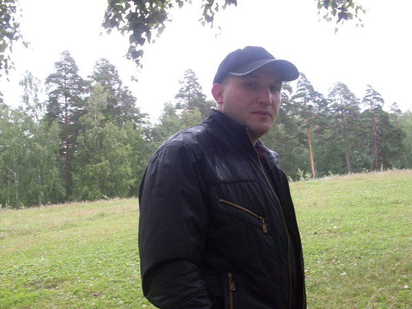 Дмитрий Макаров