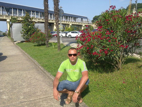 Евгений Попов