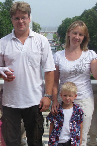 Станислав Перов